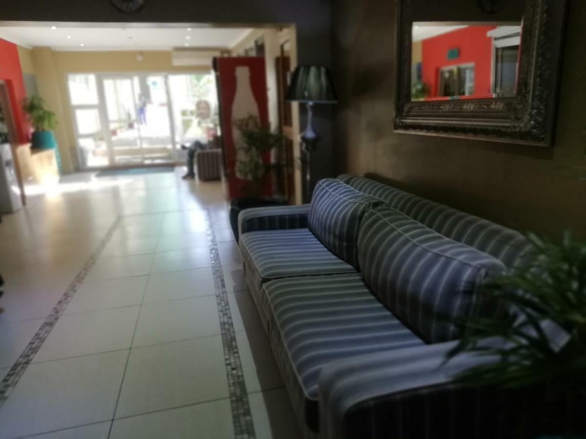 Hemmingways Bed and Breakfast King William's Town Esterno foto